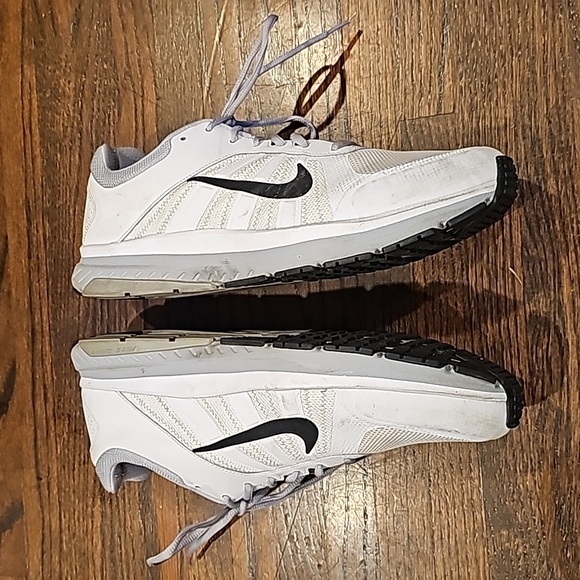 NIKE Men's Dart 12 Shoes - Picture 7 of 10